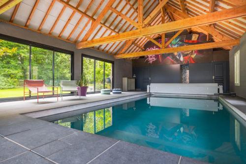 Swimming pool, La Baronnerie Normande - Piscine et jacuzzi in Le Mesnil-Reaume Swimming pool, La Baronnerie Normande - Piscine et jacuzzi in Le Mesnil-Reaume