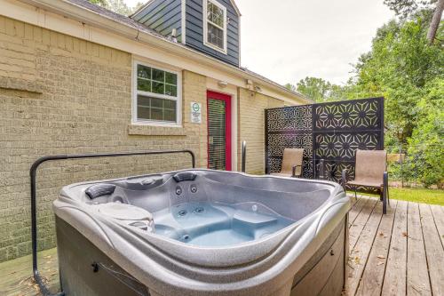 Pet-Friendly Home with Hot Tub in Atlanta! in Cascade Road Pet-Friendly Home with Hot Tub in Atlanta! in Cascade Road
