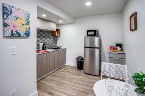 Newly Renovated Bright Studio in Rochester (New York) Newly Renovated Bright Studio in Rochester (New York)