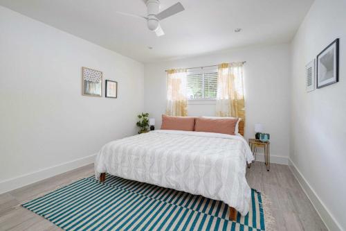 Chic Clarksville 2BR Condo Near Downtown Austin