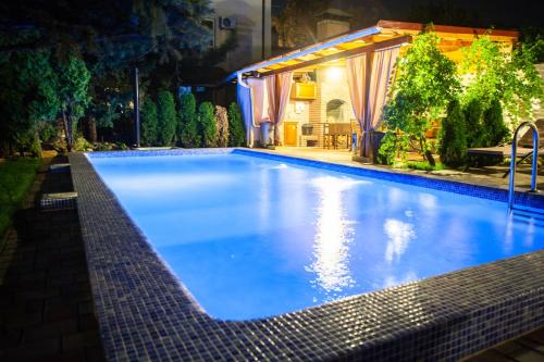 Swimming pool, Klassik Hotel in Chisinau Swimming pool, Klassik Hotel in Chisinau