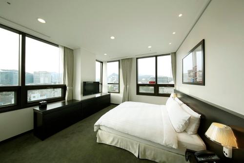 Orakai Insadong Suites in Insadong Orakai Insadong Suites in Insadong