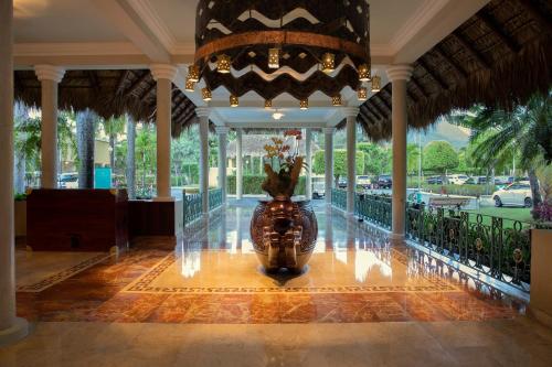 Entrance, Iberostar Waves Costa Dorada - All Inclusive in Puerto Plata Entrance, Iberostar Waves Costa Dorada - All Inclusive in Puerto Plata