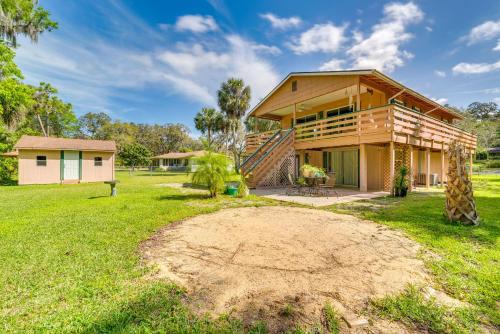 Withlacoochee River Rental with Dock Access! in 興力士 (FL) Withlacoochee River Rental with Dock Access! in 興力士 (FL)