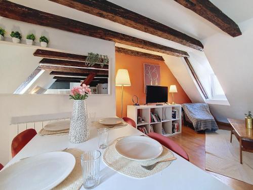 TONNEAU - Hypercentre - Cathédrale - Authentique - Duplex