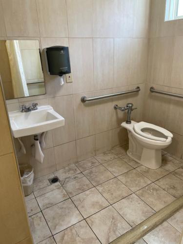 Randolph Hotel in East Los Angeles Randolph Hotel in East Los Angeles