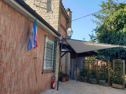 Exterior view, Guest House G & G in Castelnuovo Di Porto Exterior view, Guest House G & G in Castelnuovo Di Porto