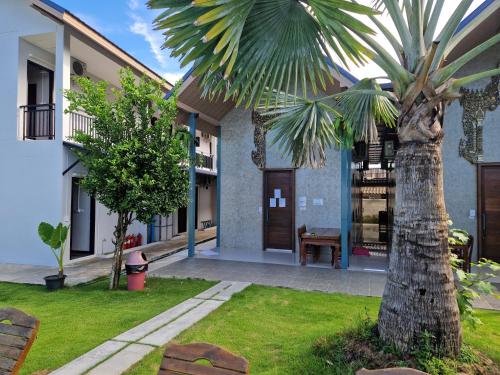 Exterior view, Atlas Central in Pai Exterior view, Atlas Central in Pai