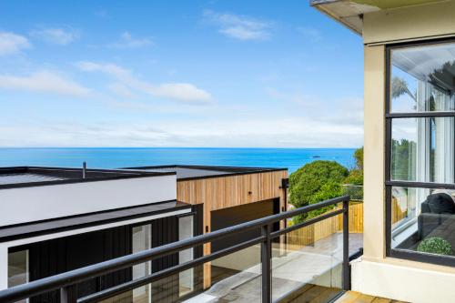 Balcony/terrace, St Clair Heights Panoramic Views in West Dunedin Balcony/terrace, St Clair Heights Panoramic Views in West Dunedin