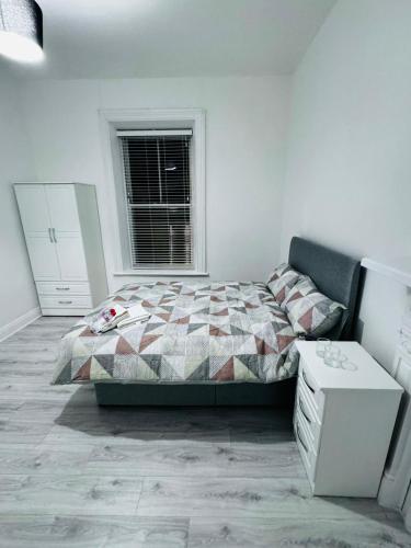 Κρεβάτι, Naas Town - Budget Double Bedrooms in Ναάς Κρεβάτι, Naas Town - Budget Double Bedrooms in Ναάς