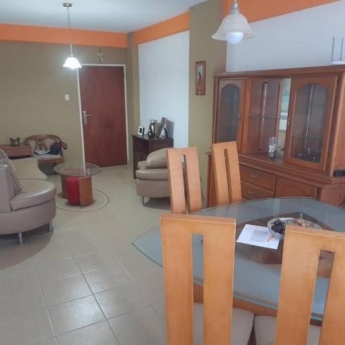 Apartamento al Este de Barquisimeto near Jacinto Lara International Airport Apartamento al Este de Barquisimeto near Jacinto Lara International Airport