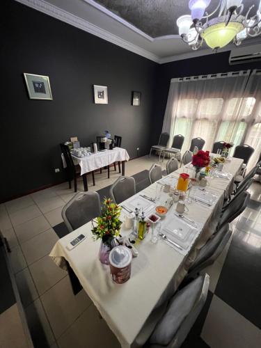 CASA AZUL ACCOMMODATION in Maputo CASA AZUL ACCOMMODATION in Maputo