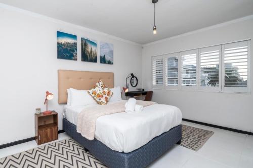 Lovely Seapoint Escape