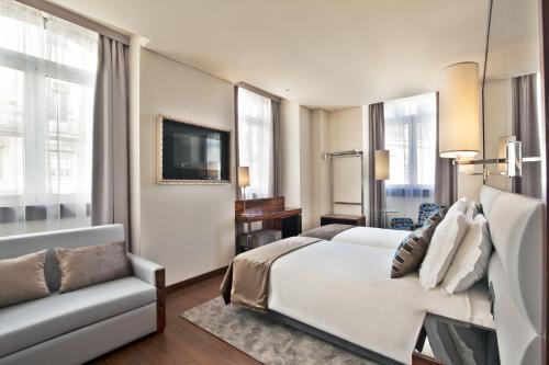 This photo about TURIM Terreiro do Paco Hotel shared on HyHotel.com