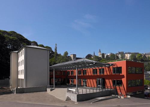 Вхід, Youth Hostel Luxembourg City in Люксембург Вхід, Youth Hostel Luxembourg City in Люксембург