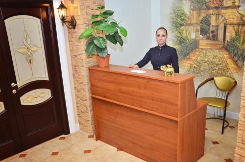 Mira in Donrostov Mira in Donrostov