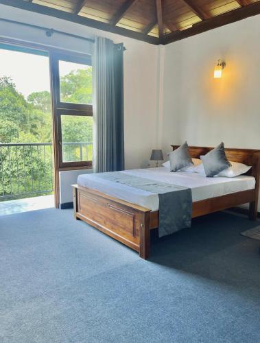 The kandy downtown in Katugastota The kandy downtown in Katugastota