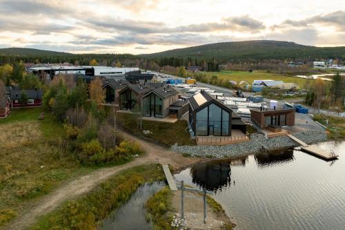 Joikun Lumo by Hi Yllas in Akaslompolo Joikun Lumo by Hi Yllas in Akaslompolo