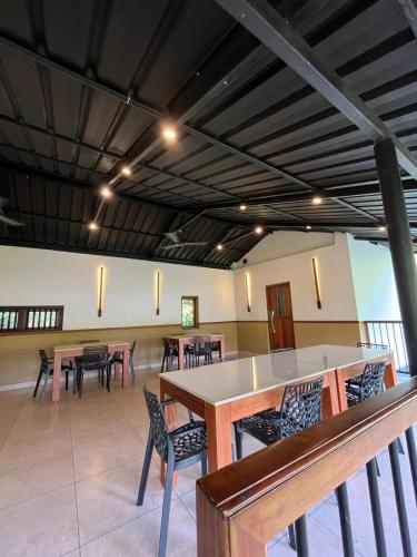 Restaurant, Lush Acres in Periyar Restaurant, Lush Acres in Periyar