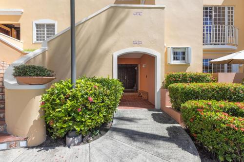 Tropical Suite for Two in Humacao Tropical Suite for Two in Humacao