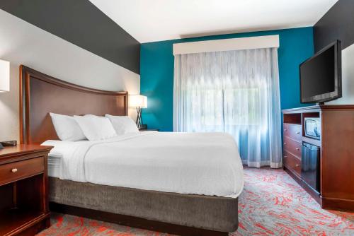 貝斯特韋斯特PLUS達芙妮高級套房旅館 (Best Western Plus Daphne Inn and Suites) in 阿拉巴馬達夫尼 (AL) 貝斯特韋斯特PLUS達芙妮高級套房旅館 (Best Western Plus Daphne Inn and Suites) in 阿拉巴馬達夫尼 (AL)