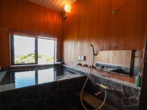 熱海 徒然荘-Atami Tsurezure sou- Log house and SPA in Ajiro 熱海 徒然荘-Atami Tsurezure sou- Log house and SPA in Ajiro