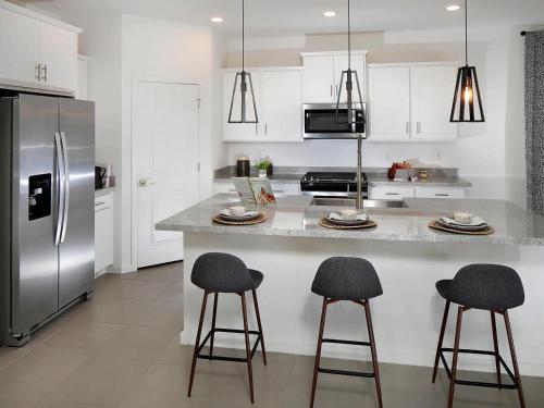 Kitchen, Family-Friendly 4BR Escape Work, Play, Relax! in Litchfield Park Kitchen, Family-Friendly 4BR Escape Work, Play, Relax! in Litchfield Park