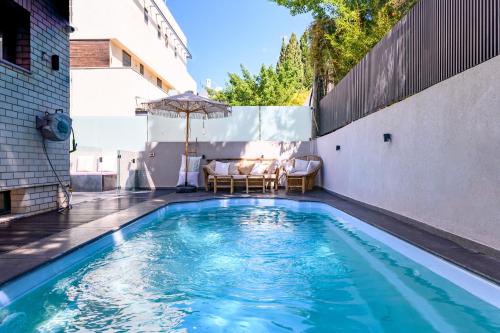 Piscina, Rokah Luxury Villa at Ramat HaHayal in North Tel Aviv Piscina, Rokah Luxury Villa at Ramat HaHayal in North Tel Aviv