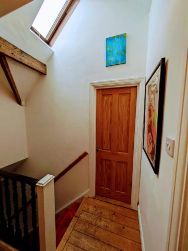 Detached house with gated parking in Whalley Range in Manchester Detached house with gated parking in Whalley Range in Manchester