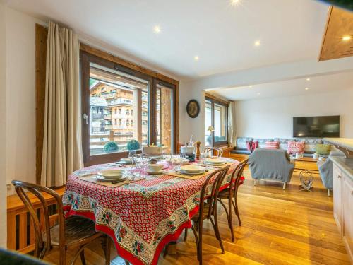 Appartement de charme avec wifi, au pied des pistes, 4 pièces, Val-d'Isère - FR-1-694-130 (Appartement de charme avec wifi, au pied des pistes, 4 pieces, Val-d'Isere - FR-1-694-130) in วาล อีแซร์ Appartement de charme avec wifi, au pied des pistes, 4 pièces, Val-d'Isère - FR-1-694-130 (Appartement de charme avec wifi, au pied des pistes, 4 pieces, Val-d'Isere - FR-1-694-130) in วาล อีแซร์