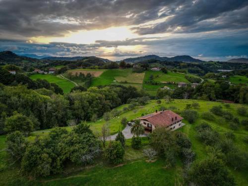 Agroturismo Erretegi Haundi in אירון Agroturismo Erretegi Haundi in אירון