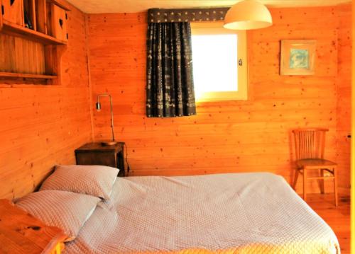 Curling A - 2 Pièces pour 6 Personnes 444