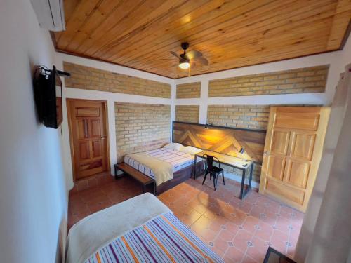 Jardin Cafe Hotel & Restaurant in Грасиас Jardin Cafe Hotel & Restaurant in Грасиас