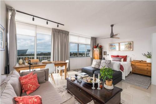 Modern Cozy Apartment in the Heart of Green Point