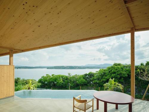 Balcony/terrace, YAWN YARD Kouri Island in Nakijin Balcony/terrace, YAWN YARD Kouri Island in Nakijin