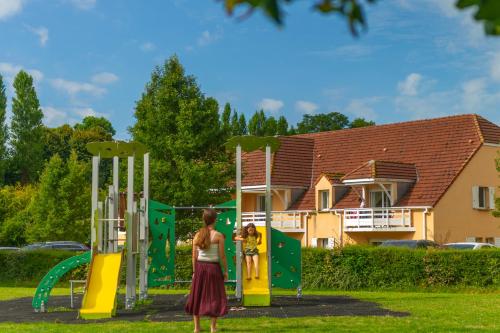 Playground, Residence Goelia Les Portes d'Honfleur in Beuzeville Playground, Residence Goelia Les Portes d'Honfleur in Beuzeville