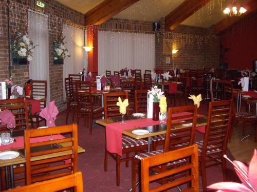 Restaurant, Corn Mill Lodge Hotel in Leeds Restaurant, Corn Mill Lodge Hotel in Leeds