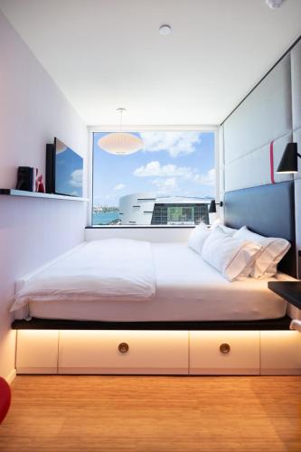 citizenM Miami Worldcenter in Miami citizenM Miami Worldcenter in Miami