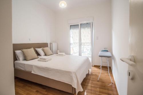 Prime Location, Renovated Flat!