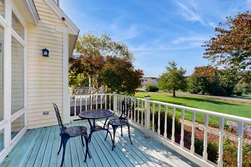 Elegant Coastal Retreat in Rockport (Maine) Elegant Coastal Retreat in Rockport (Maine)