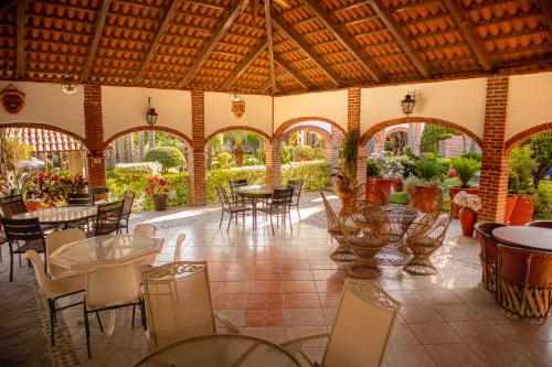 Erkély/terasz, Hotel El Dorado - cerca de Chapala y del Aeropuerto in Ixtlahuacán De Los Membrillos Erkély/terasz, Hotel El Dorado - cerca de Chapala y del Aeropuerto in Ixtlahuacán De Los Membrillos