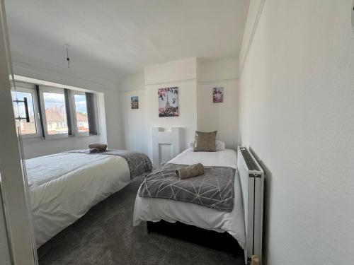 3 bedroom cosy home in Birmingham in Oldbury 3 bedroom cosy home in Birmingham in Oldbury