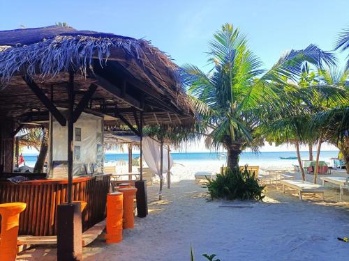 strand, Sunday Flower Hotel in Bantayan Island strand, Sunday Flower Hotel in Bantayan Island