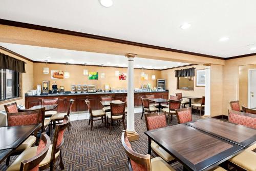 Їжа та напої, Quality Inn in Норт-Платт (Небраска) Їжа та напої, Quality Inn in Норт-Платт (Небраска)