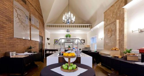 Restoran, Elm Hurst Inn & Spa in Ingersoll (ON) Restoran, Elm Hurst Inn & Spa in Ingersoll (ON)