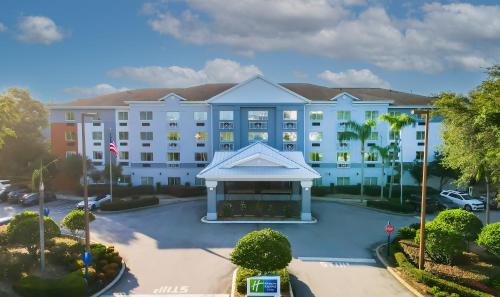Holiday Inn Express And Suites Clermont Se West Orlando By IHG in Disney West Area Holiday Inn Express And Suites Clermont Se West Orlando By IHG in Disney West Area