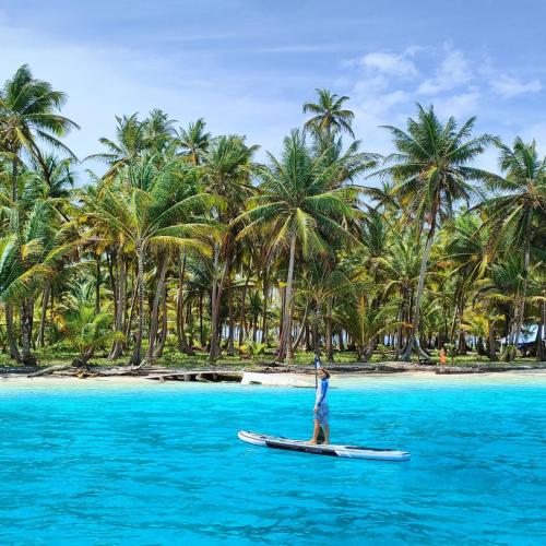 Catamaran in San Blas Islands, private boat in El Porvenir Catamaran in San Blas Islands, private boat in El Porvenir