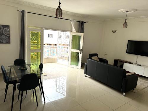 Appartements modernes, Wifi, TV - Yaoundé, Omnisports (Appartements modernes, Wifi, TV - Yaounde, Omnisports) in Yaounde Appartements modernes, Wifi, TV - Yaoundé, Omnisports (Appartements modernes, Wifi, TV - Yaounde, Omnisports) in Yaounde