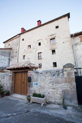 入口, 比思霍伊斯塔鄉村酒店 (Hotel Rural La Torre de Bisjueces) in 比利亞爾卡約 入口, 比思霍伊斯塔鄉村酒店 (Hotel Rural La Torre de Bisjueces) in 比利亞爾卡約