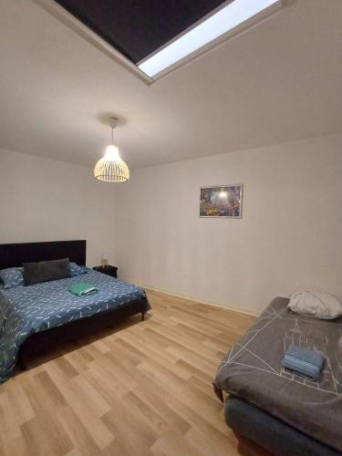T3 proche gare, 2chs, 3lits, wifi, parking in Agen City Center T3 proche gare, 2chs, 3lits, wifi, parking in Agen City Center